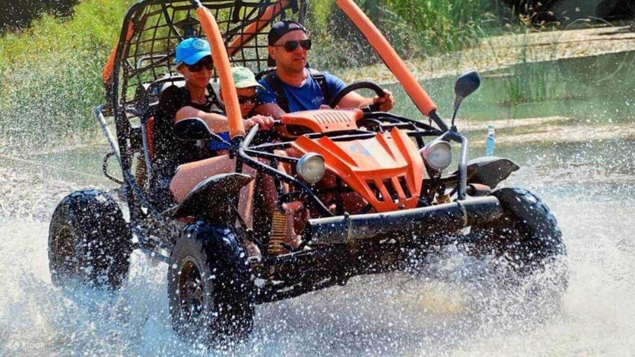 Safety on Safari Tours: Hazards to Avoid and Golden Rules